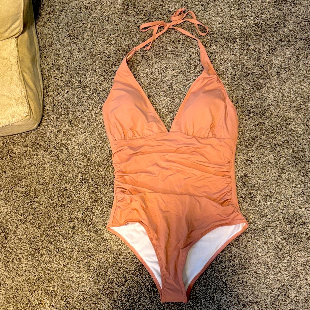 Cupshe One Piece Swimsuit in Soft Pink Nude